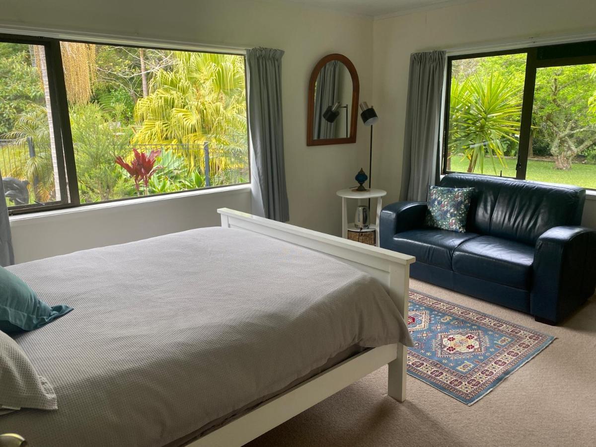 Bed and breakfast Harbour View Retreat Mangonui Extérieur photo