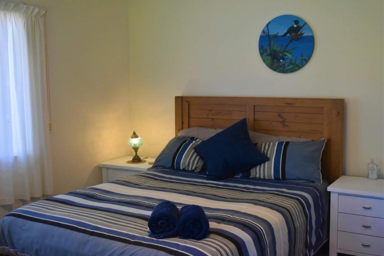 Bed and breakfast Harbour View Retreat Mangonui Extérieur photo